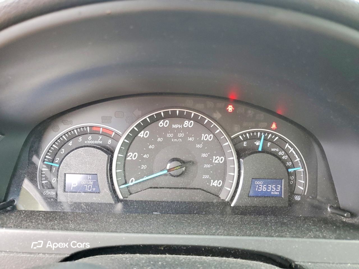 Toyota Camry 2012