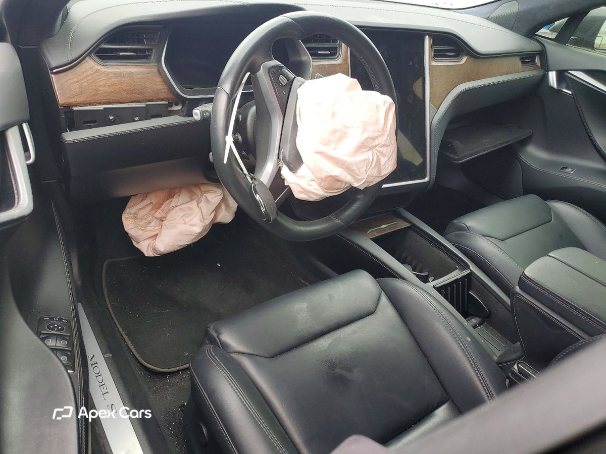 Tesla Model S 2018