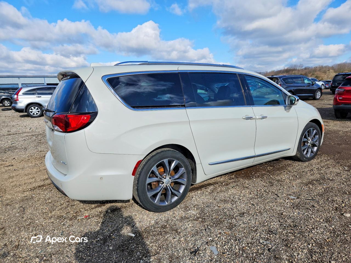 Chrysler Pacifica 2017