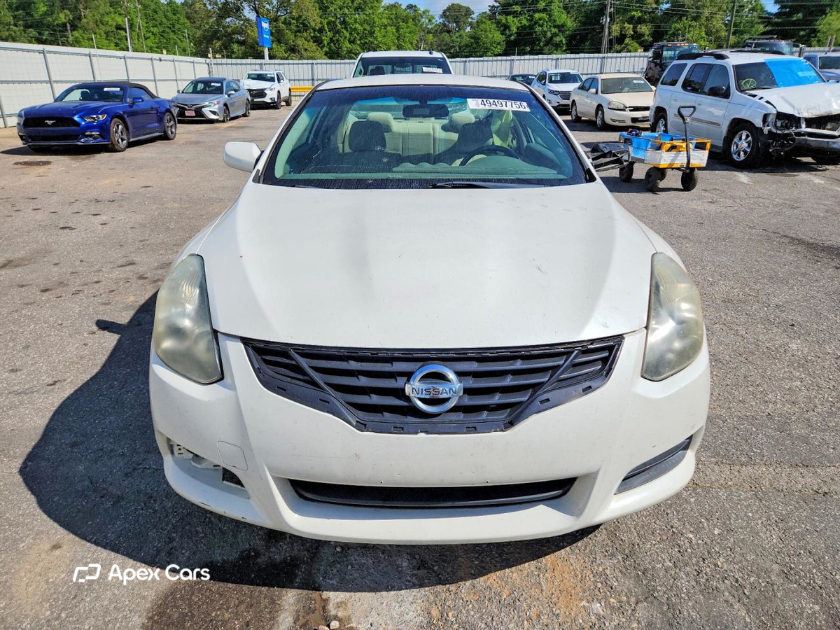 Nissan Altima 2012