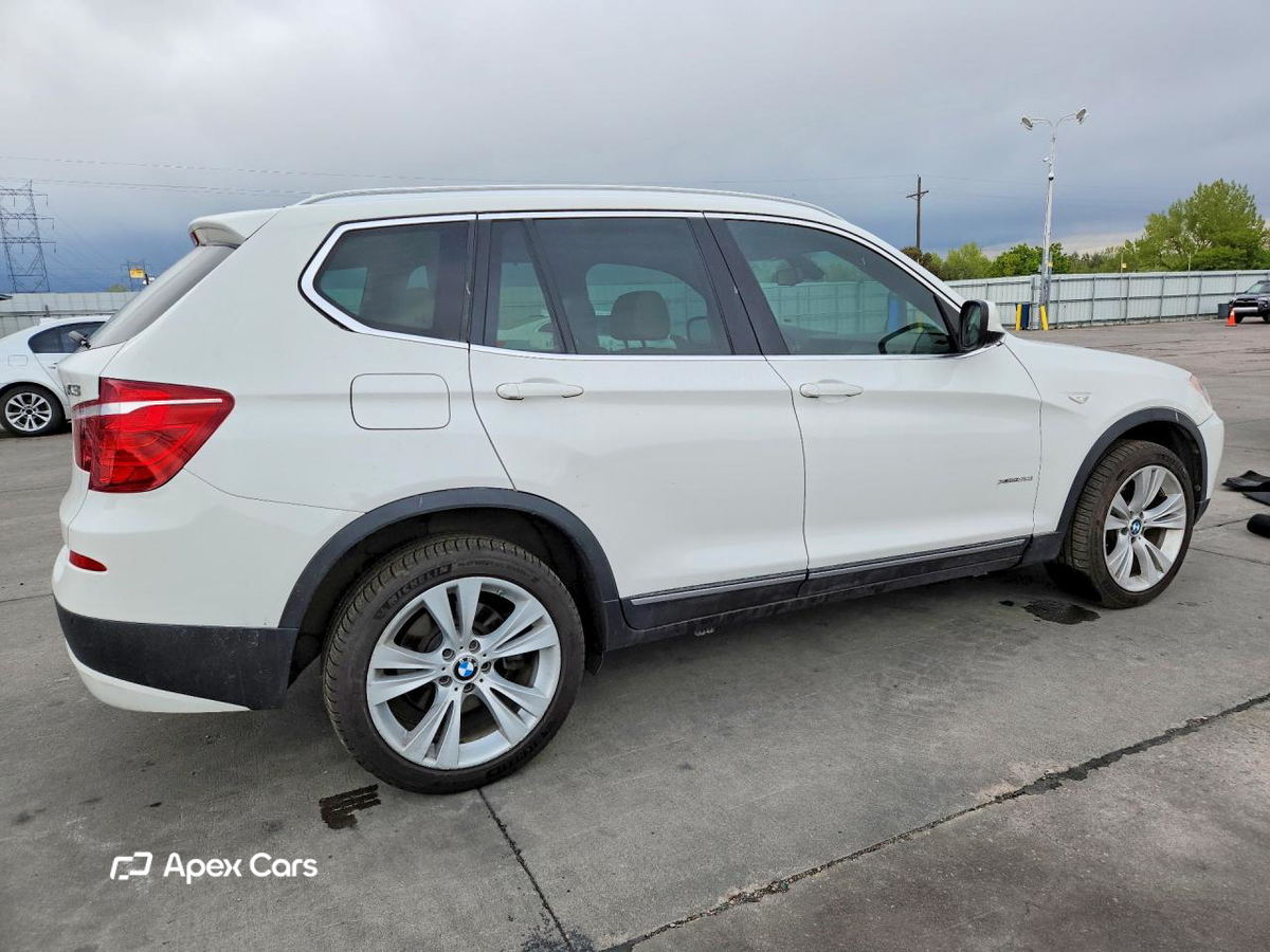 BMW X3 2011