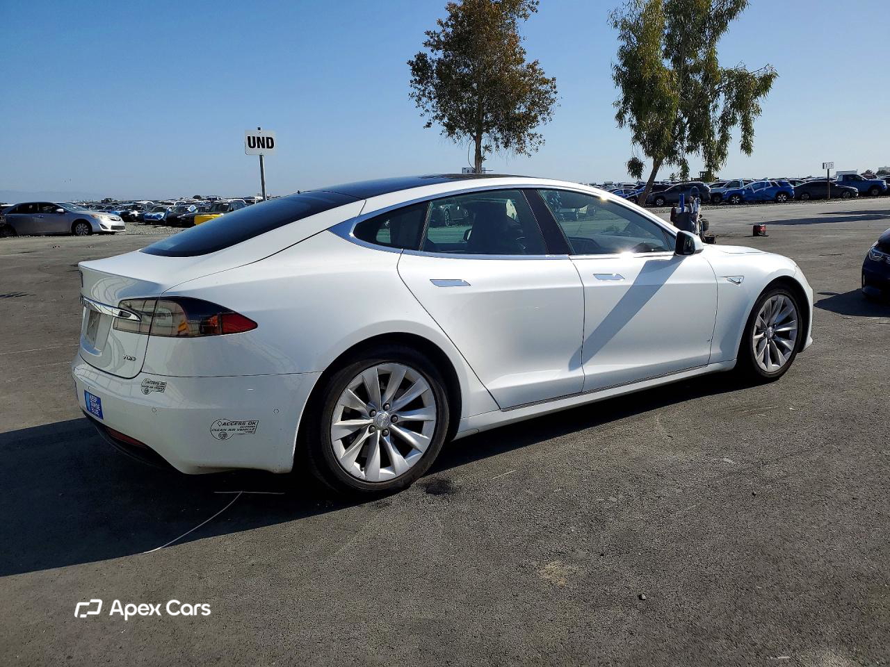 Tesla Model S 2016
