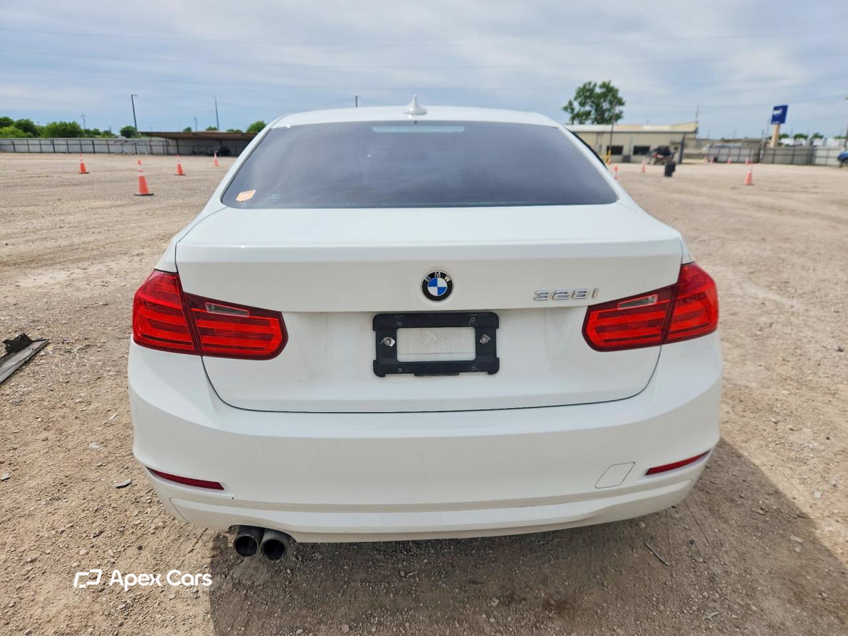 BMW Series 3 2013
