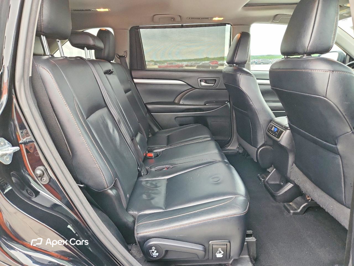Toyota Highlander 2016