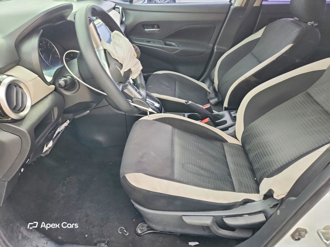 Nissan Versa 2021