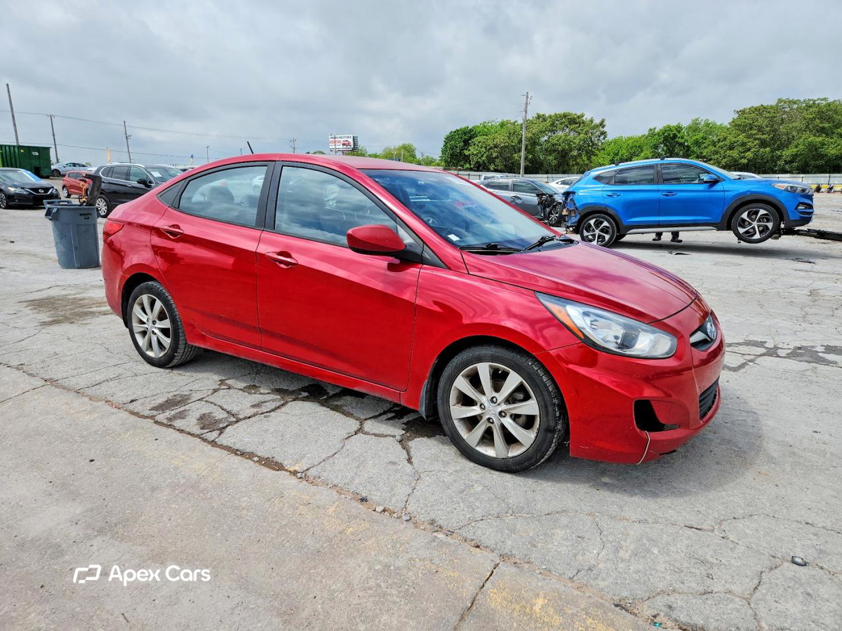 Hyundai Accent 2013