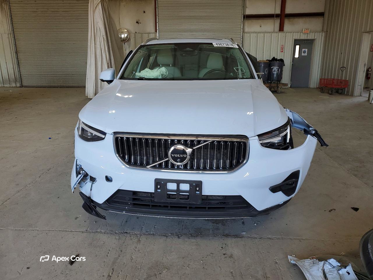 Volvo XC40 2025