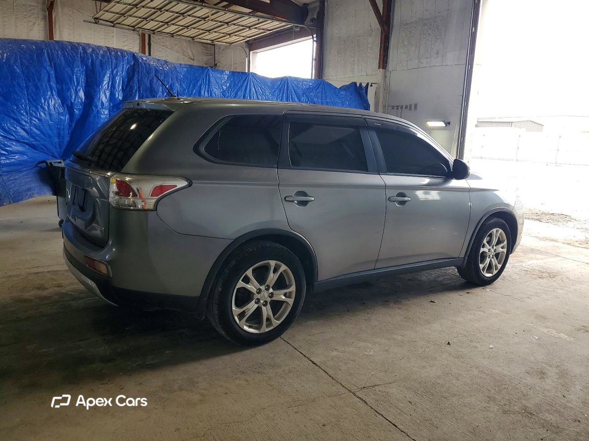Mitsubishi Outlander 2015
