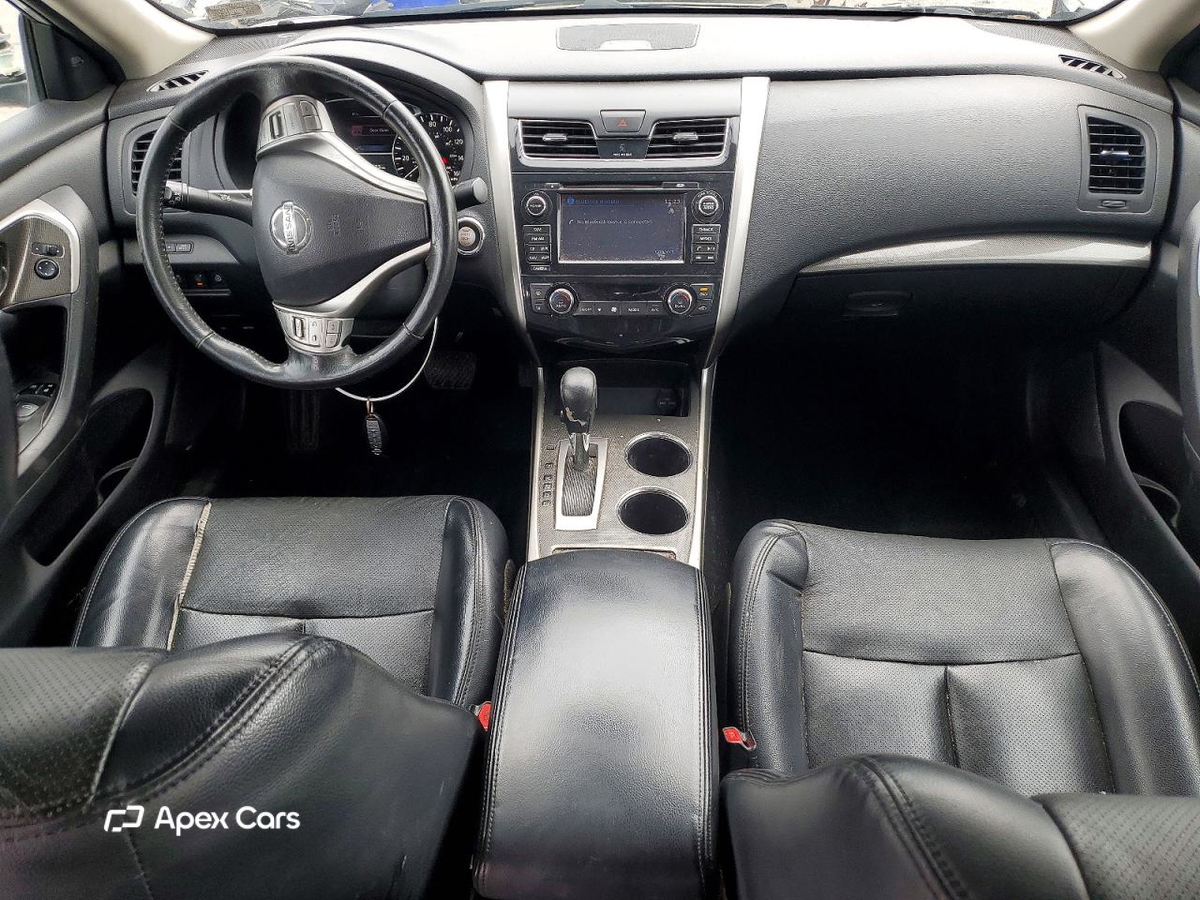 Nissan Altima 2015