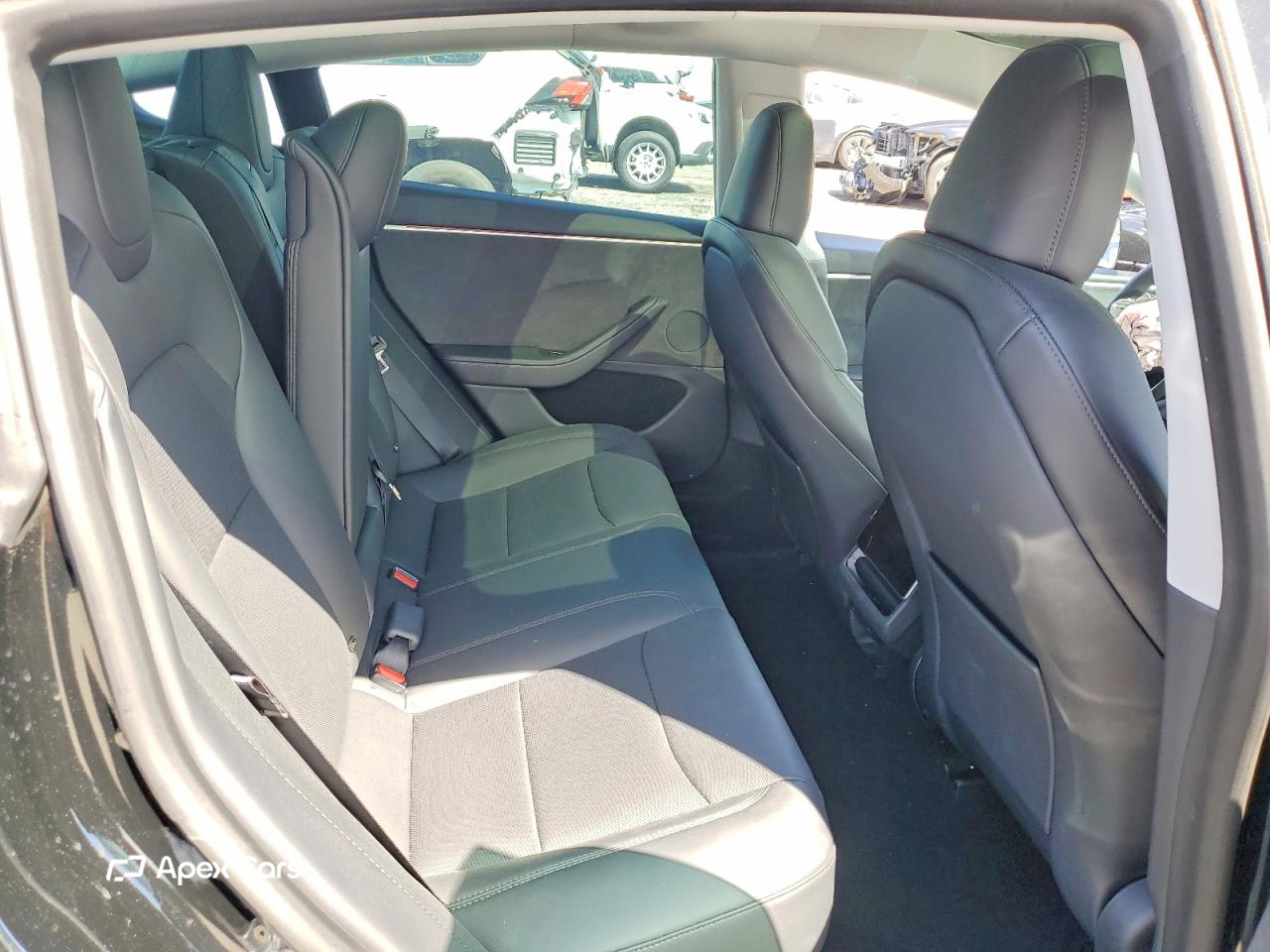 Tesla Model 3 2025
