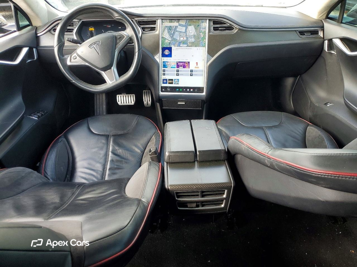 Tesla Model S 2013