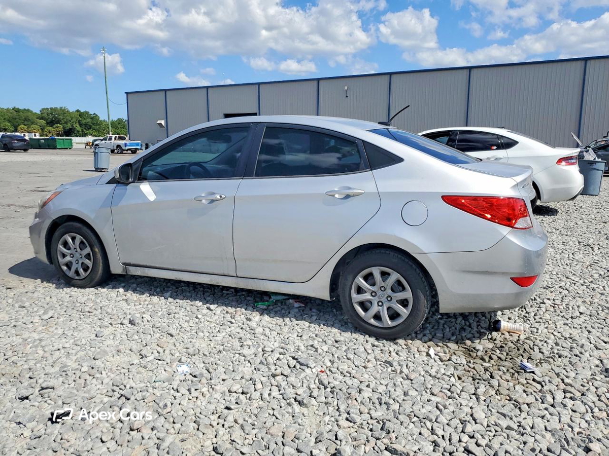 Hyundai Accent 2012