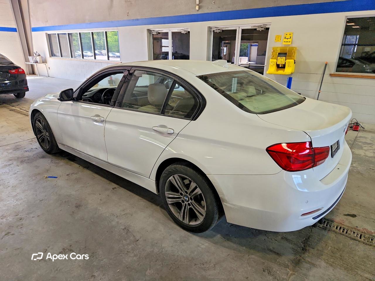 BMW Series 3 2016