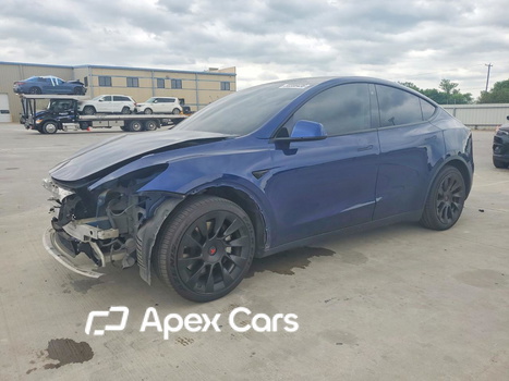Tesla Model Y 2021 - Image 1 of 12