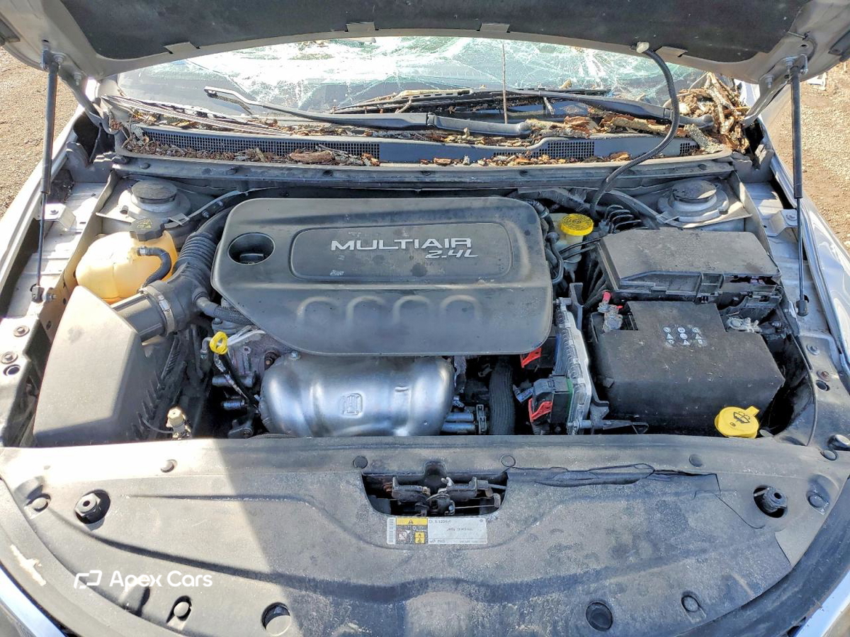 Chrysler 200 2015