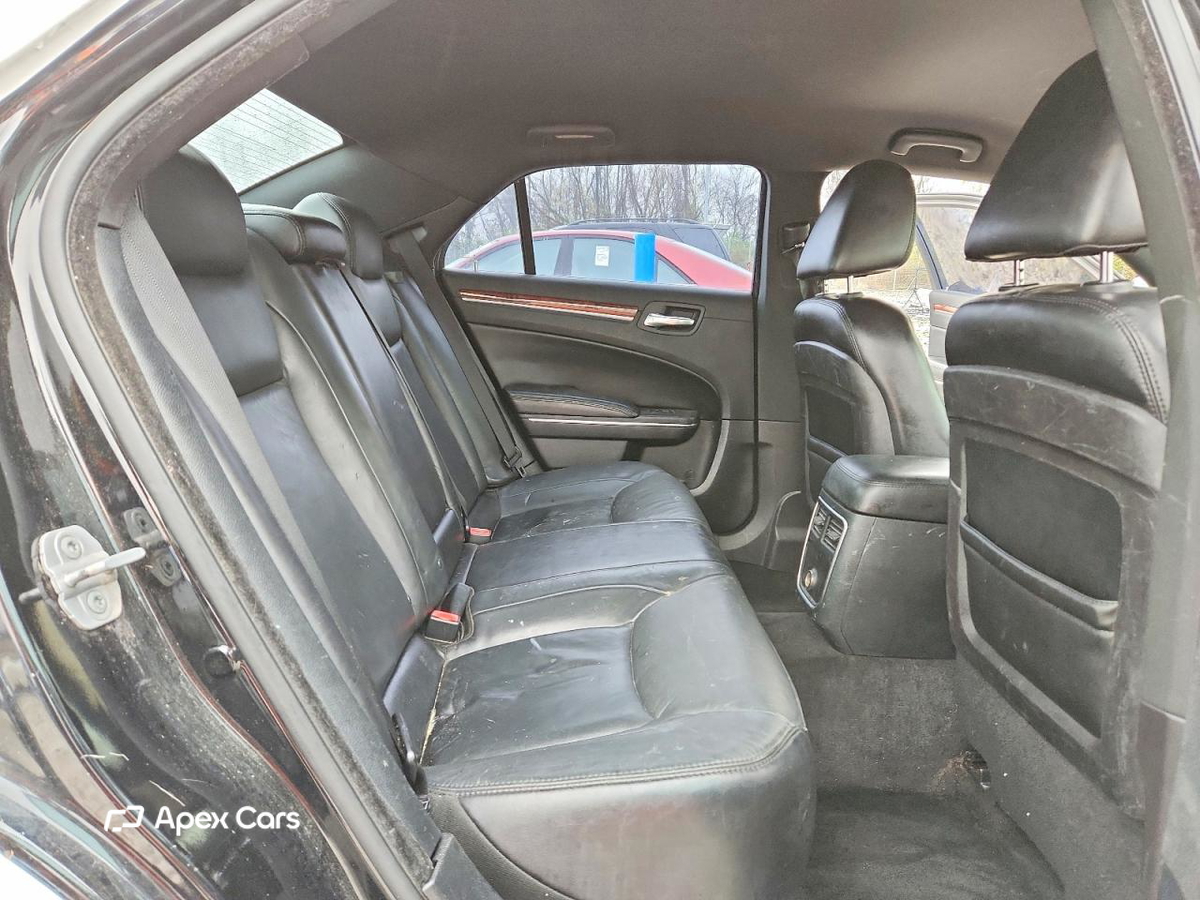 Chrysler 300 2012