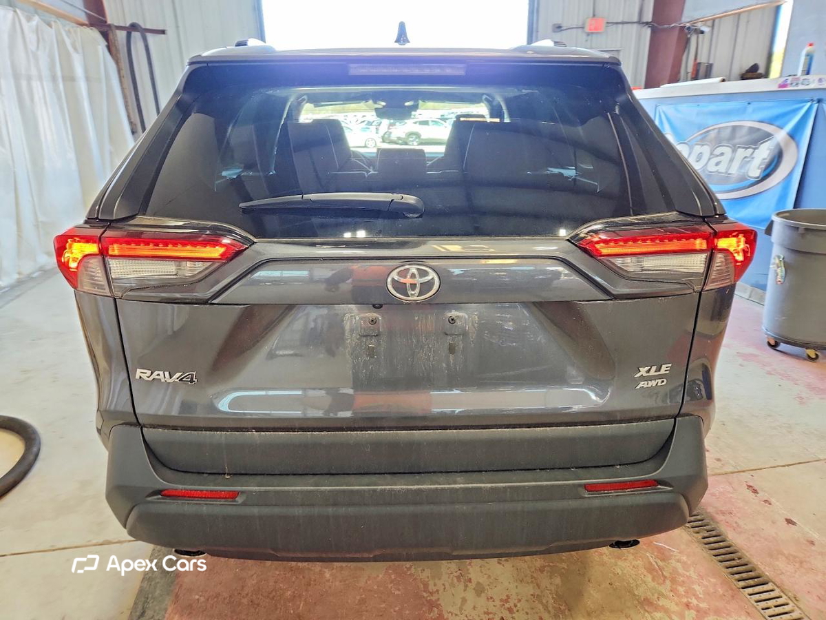 Toyota RAV 4 2025