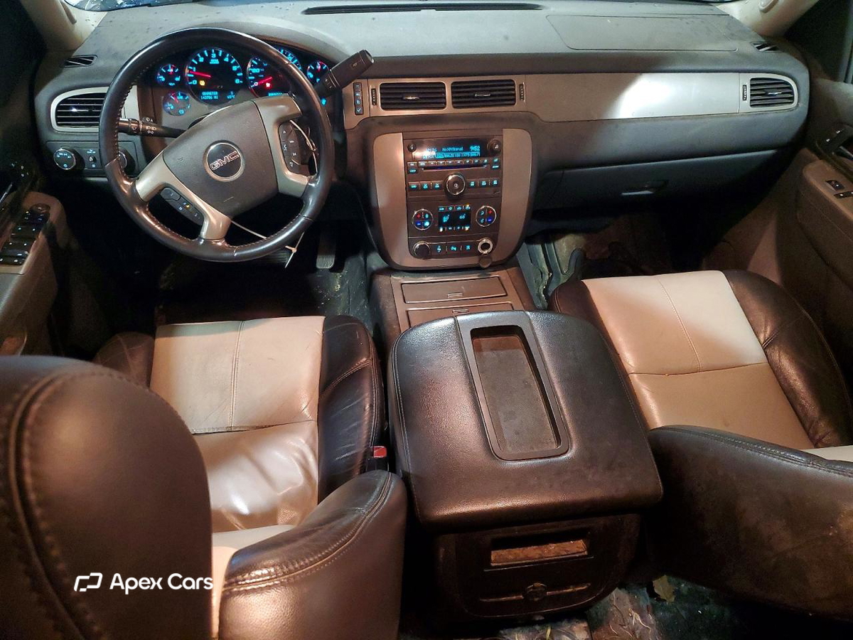 GMC Sierra 2011