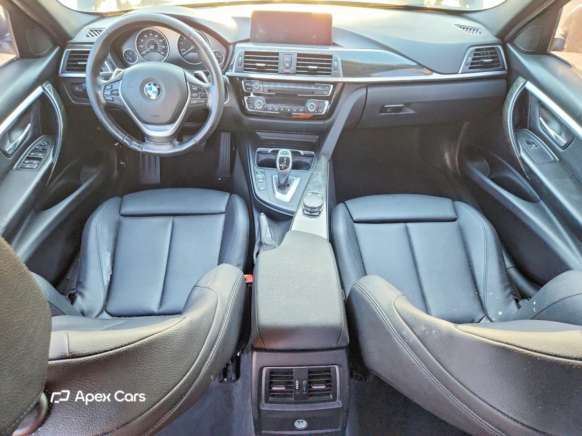 BMW Series 3 2016