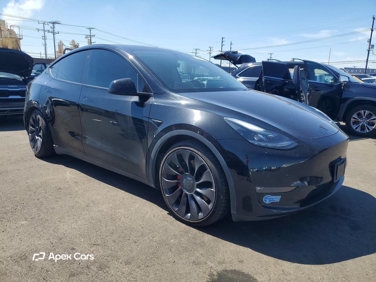 Tesla Model Y 2021