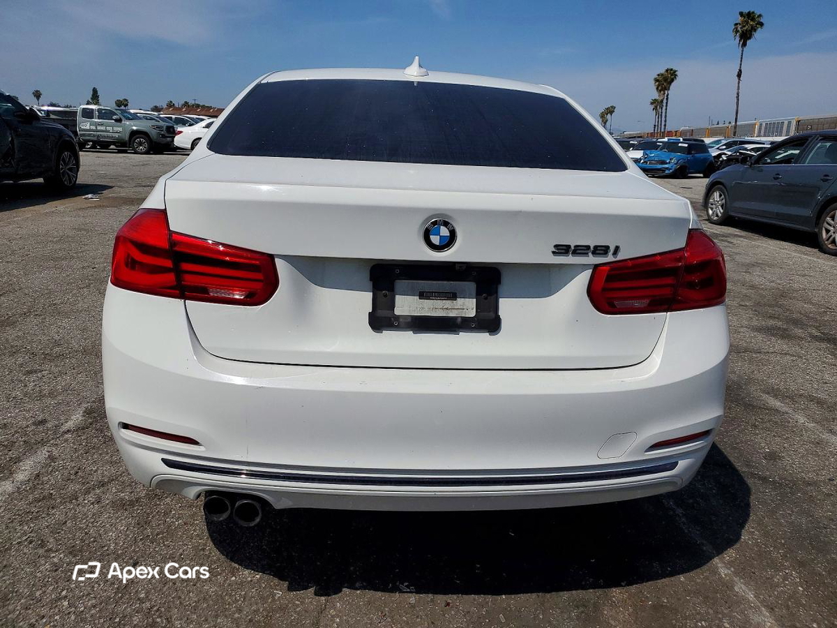 BMW Series 3 2016