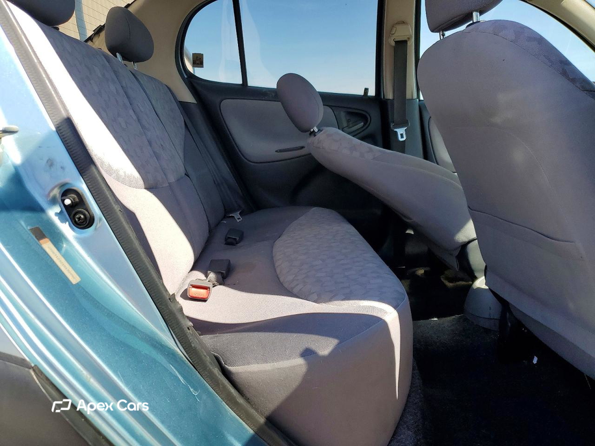 Toyota Echo 2001