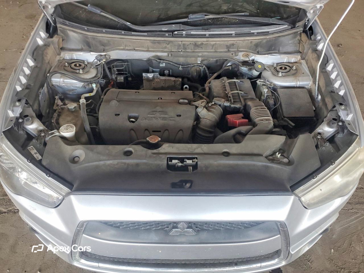 Mitsubishi Outlander 2012