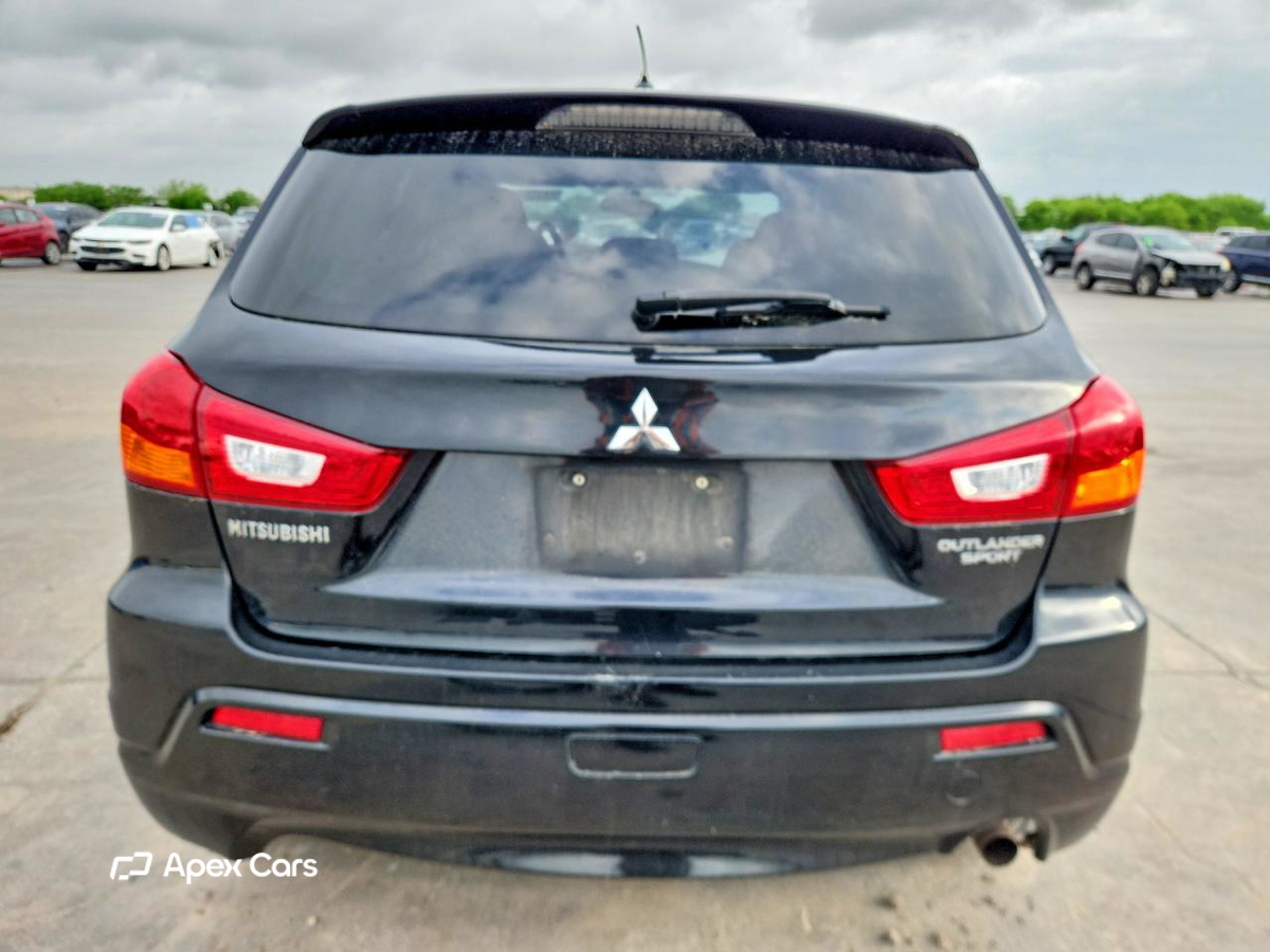 Mitsubishi Outlander 2012