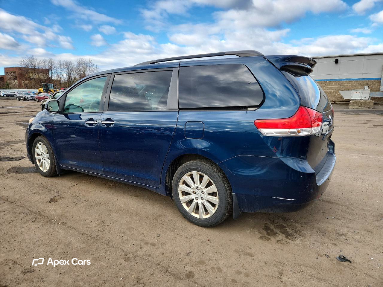 Toyota Sienna 2011