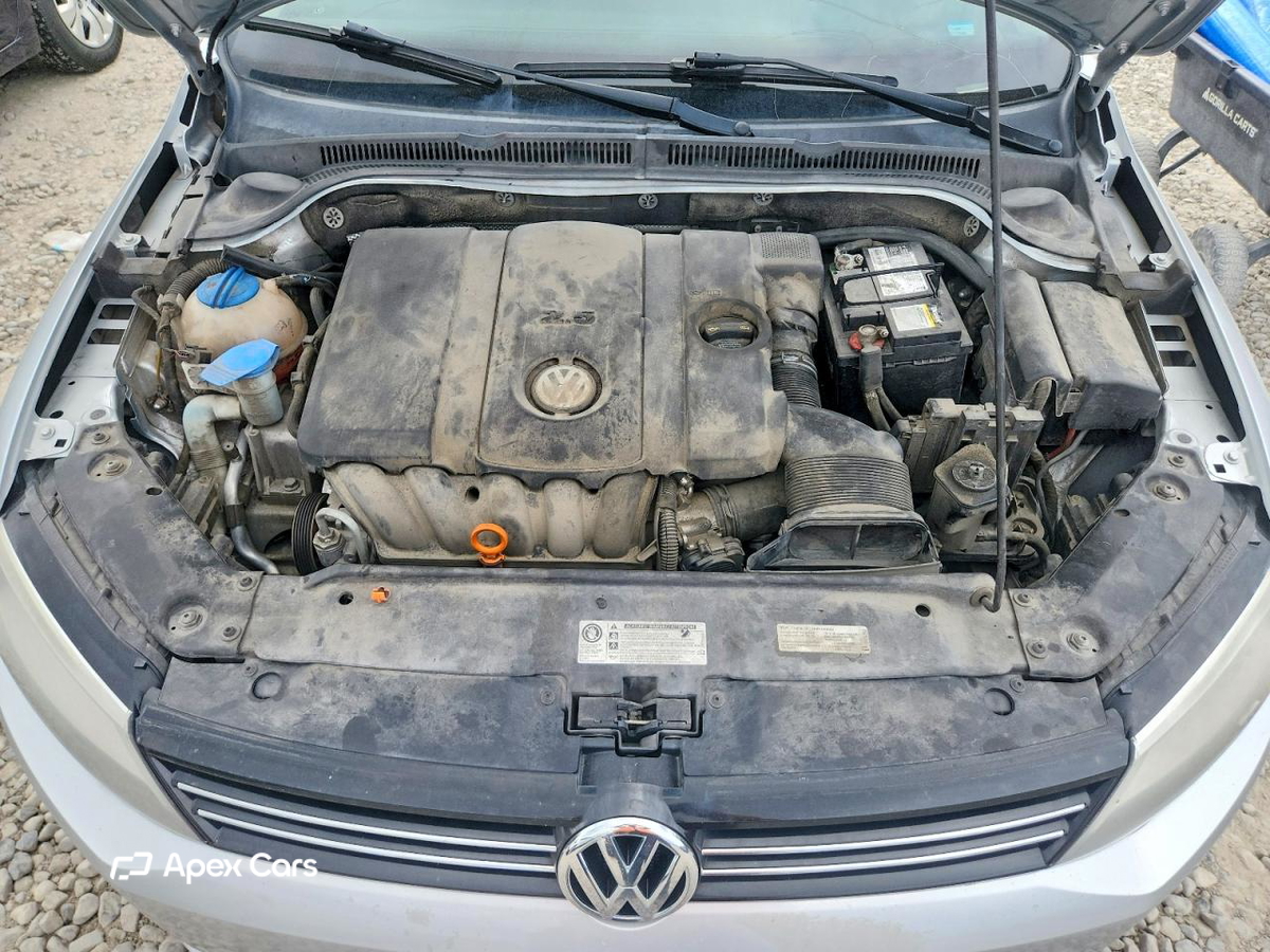 Volkswagen Jetta 2013
