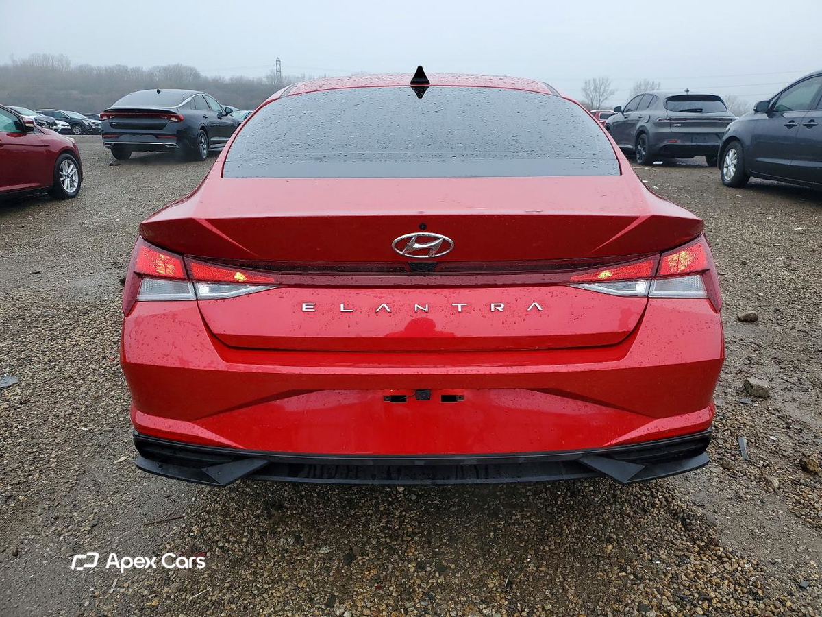 Hyundai Elantra 2023