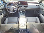 Lexus ES 2024