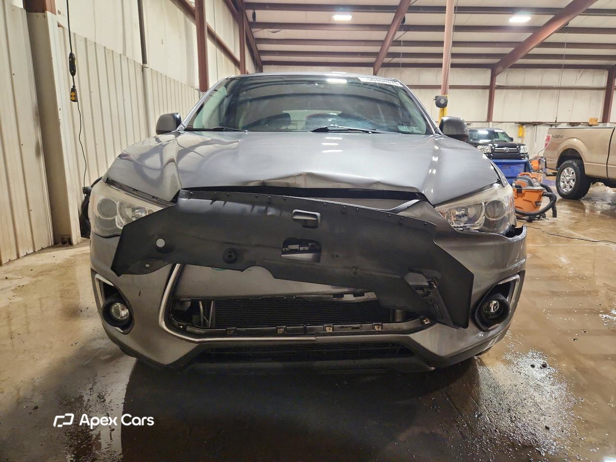 Mitsubishi Outlander 2015