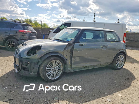 MINI Cooper 2023 - Image 1 of 8