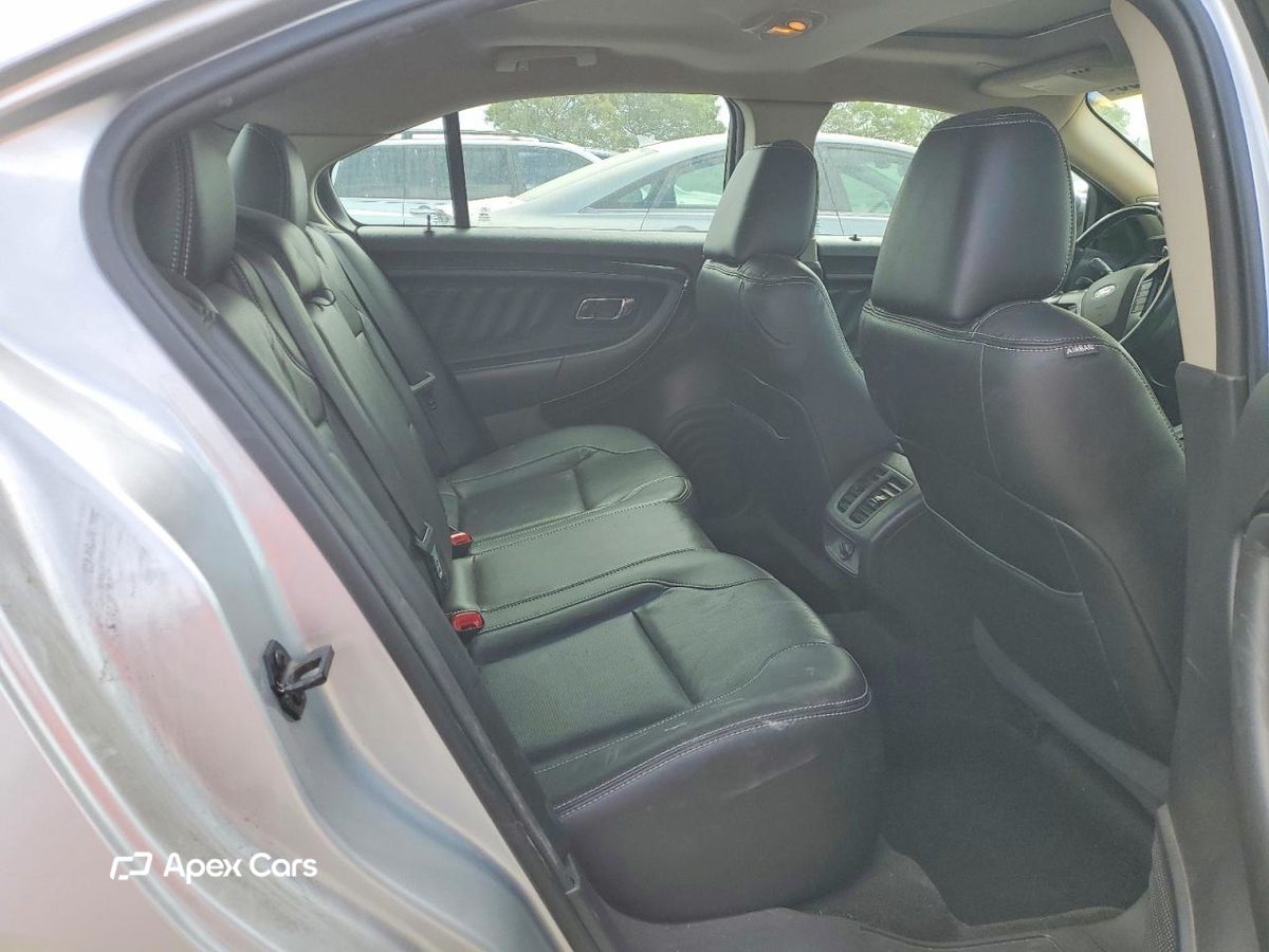 Ford Taurus 2012