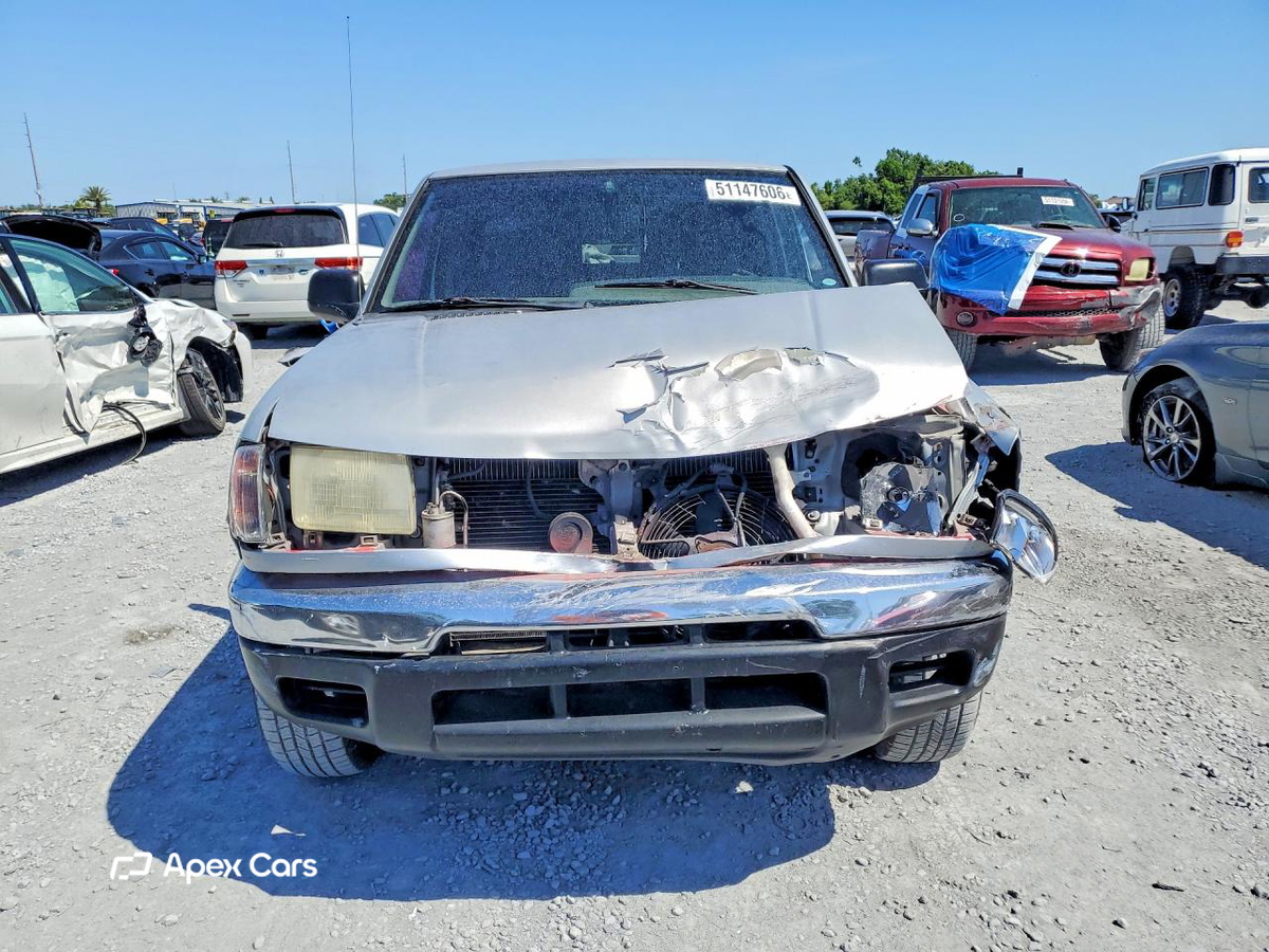 Nissan Navara (Frontier) 2000