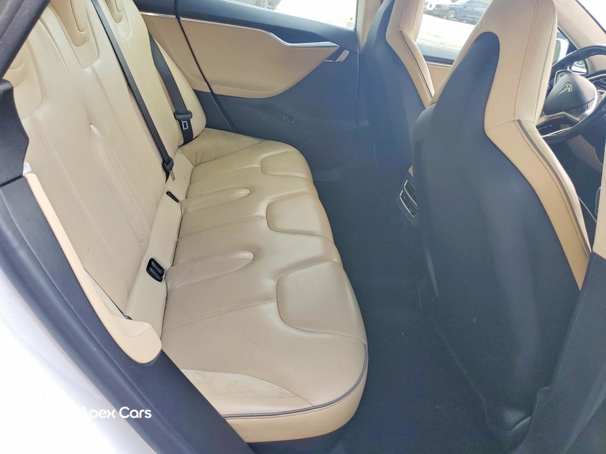 Tesla Model S 2013