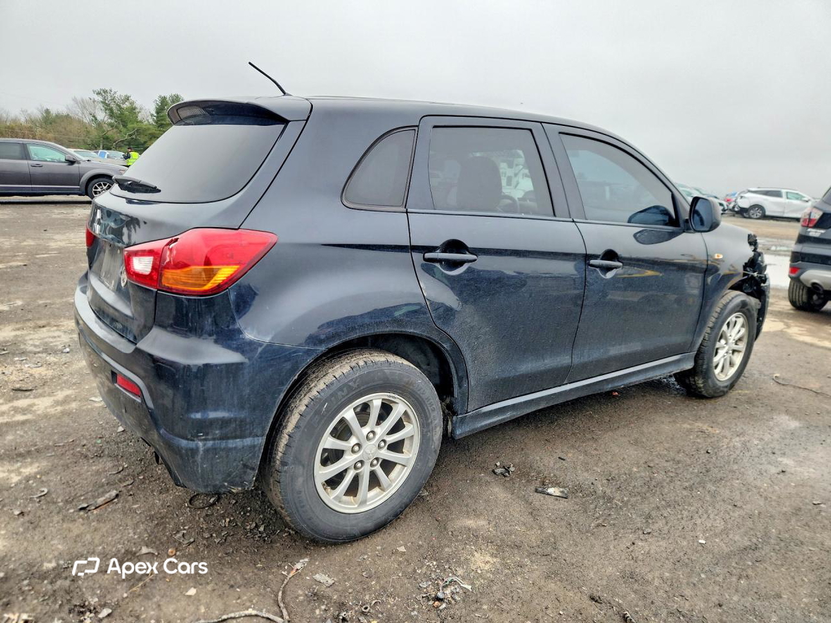 Mitsubishi Outlander 2011