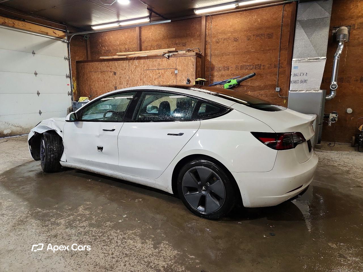 Tesla Model 3 2022