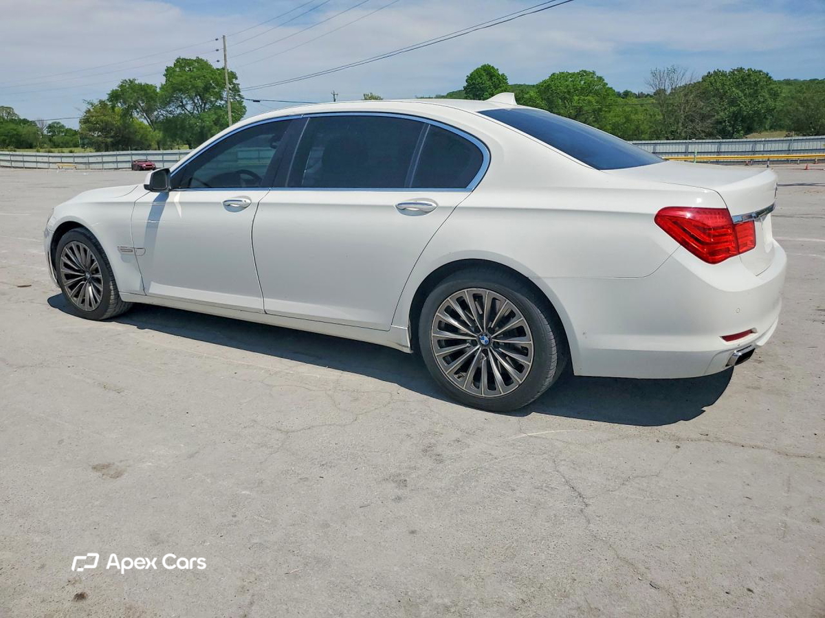 BMW Series 7 2011