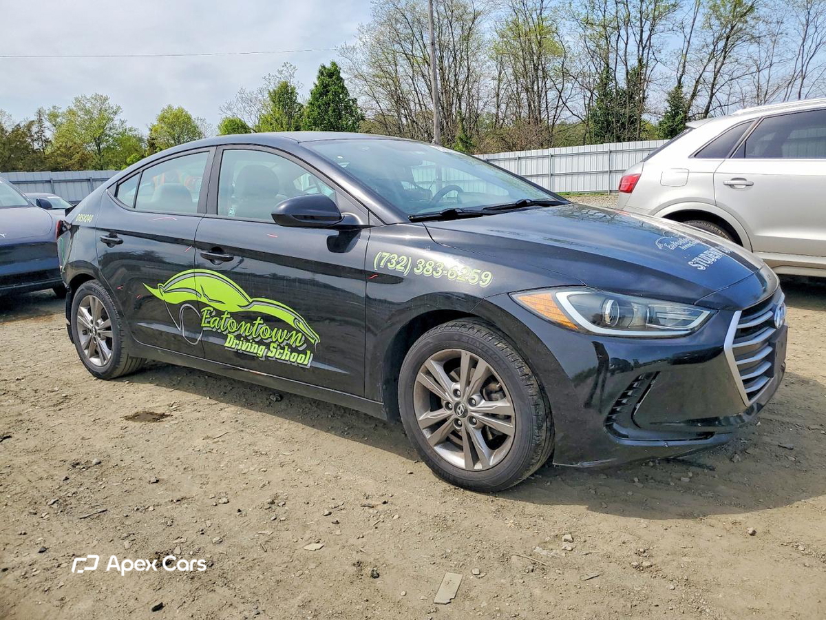 Hyundai Elantra 2017