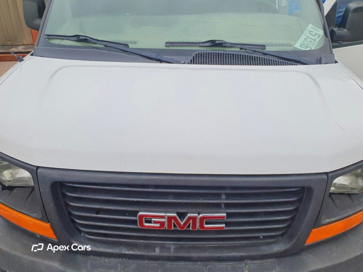 GMC Savana 2013