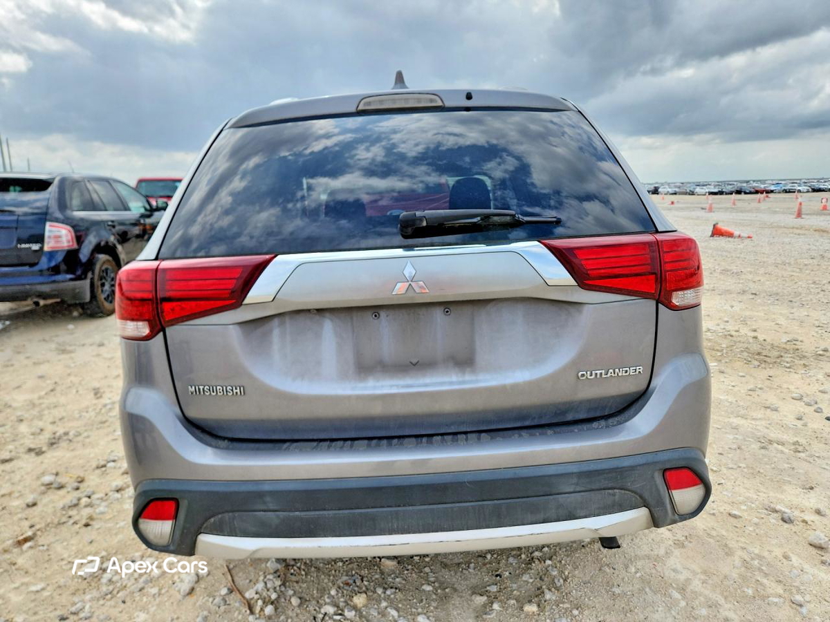 Mitsubishi Outlander 2017