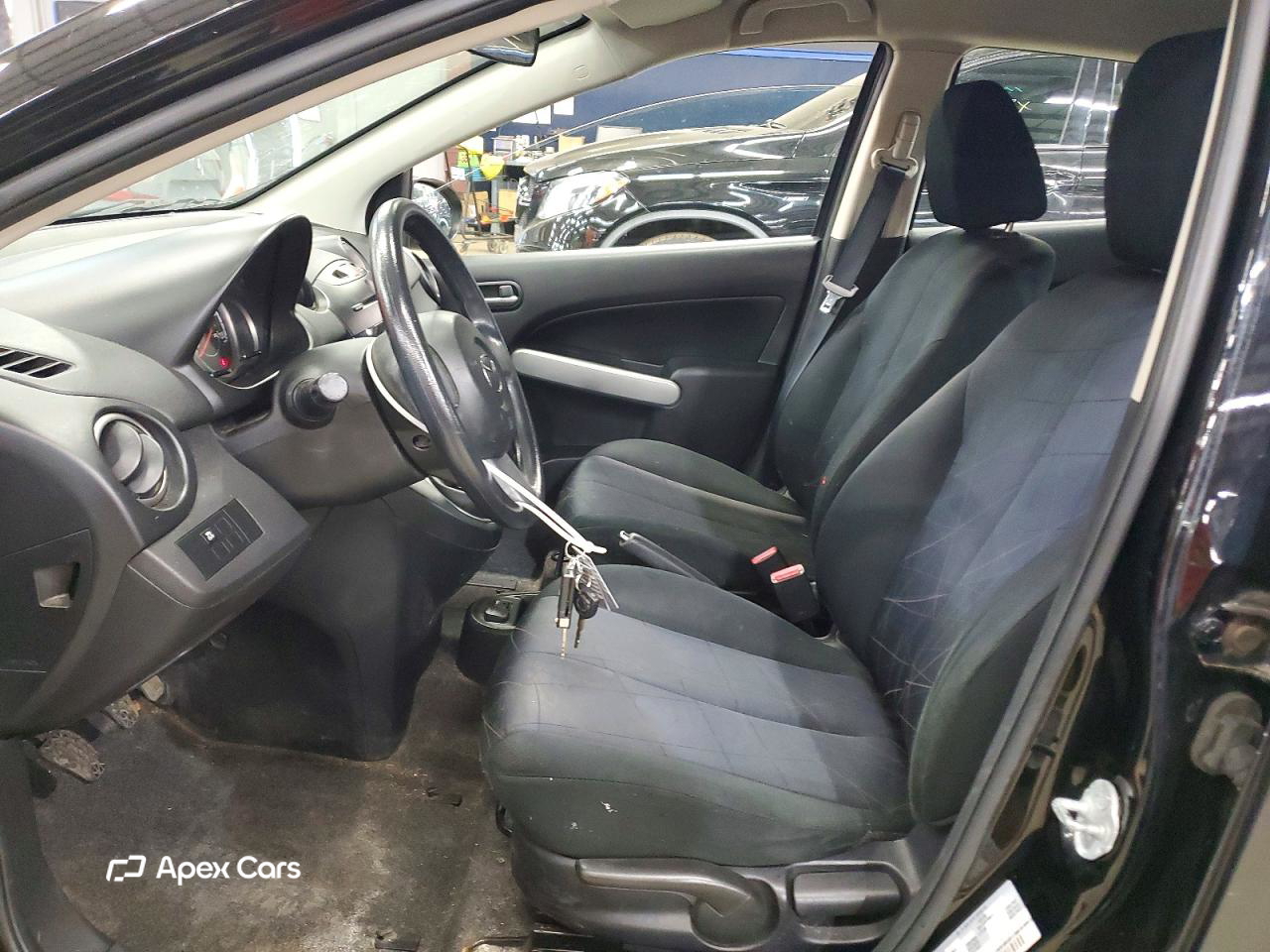 Mazda 2 2013