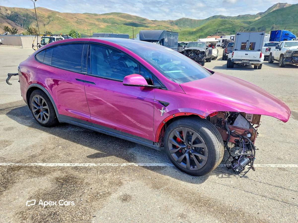 Tesla Model X 2023