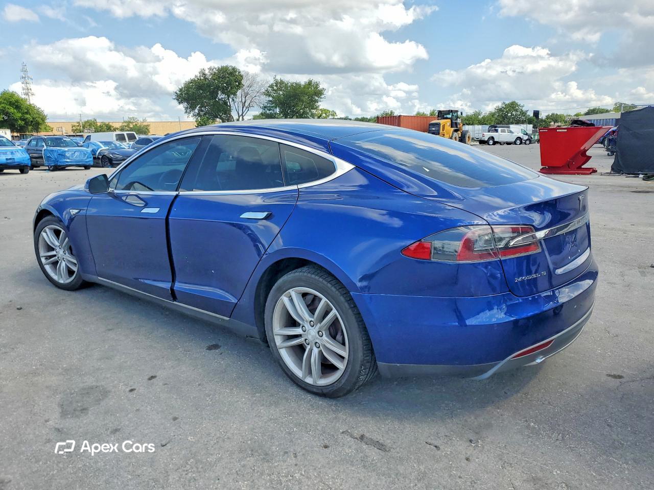 Tesla Model S 2015