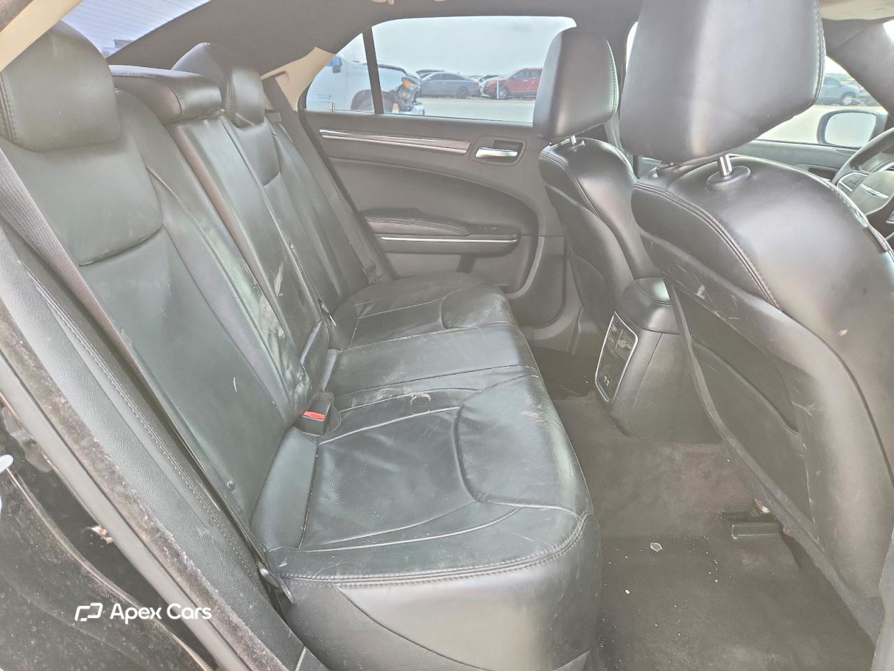 Chrysler 300 2017