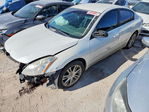Nissan Altima 2010