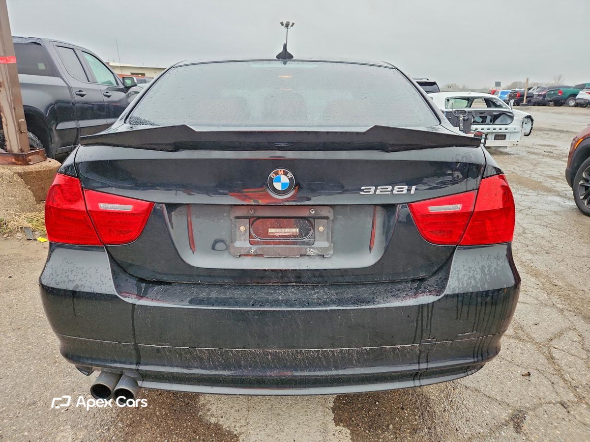 BMW Series 3 2010