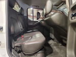 Nissan Navara (Frontier) 2010